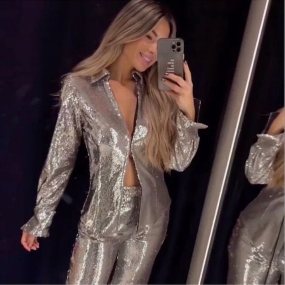 Zara Tops - ZARA SEQUIN SHIRT TOP